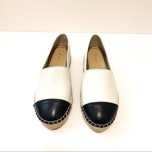 NEW J. McLaughlin Navy & White Redding Espadrilles
